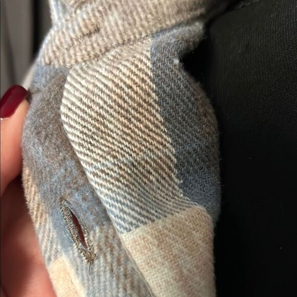 Oversized Blue and Cream Utility Jacket/Shacket. Size Medium - Picture 3 of 5